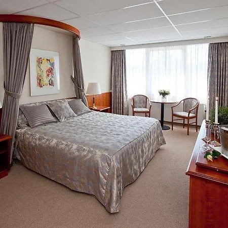 Hotel De Rustende Jager Nieuw-Vennep