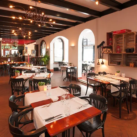 De Rustende Jager מלון