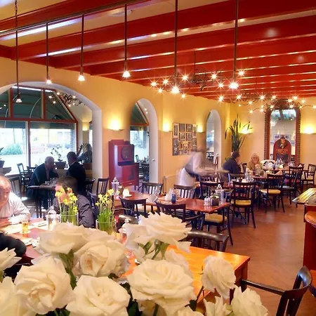 De Rustende Jager מלון