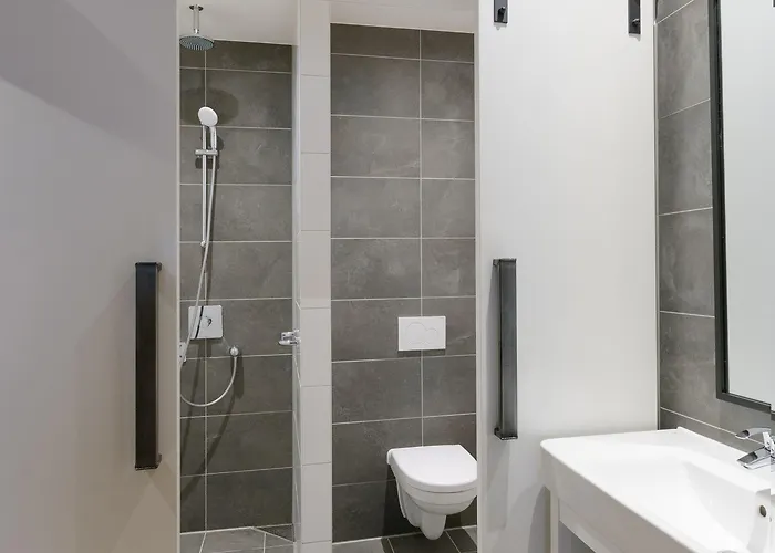 Hotel De Rustende Jager 4*